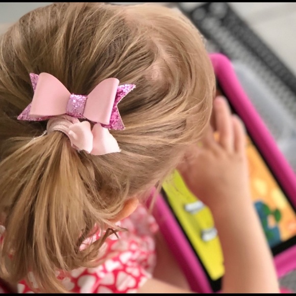 Shop Small Support A Dream with Wear It Like Mads Boutique & Closet - Picture 12 of 15